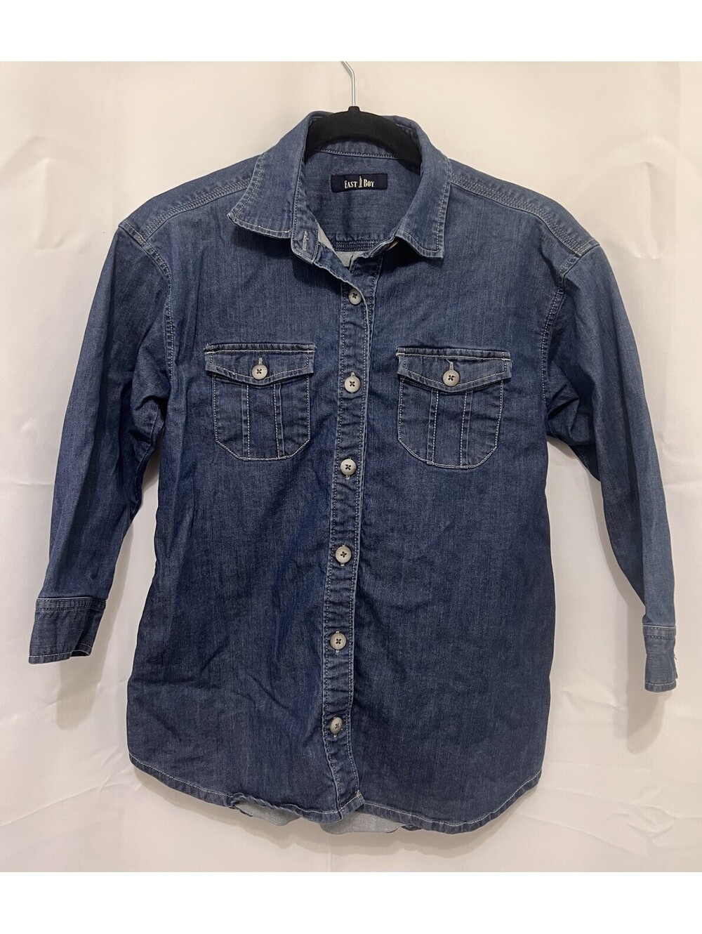 East Boy Women's Blue Denim Chambray Button-Down Shirt Dual Pockets Pre-Owned